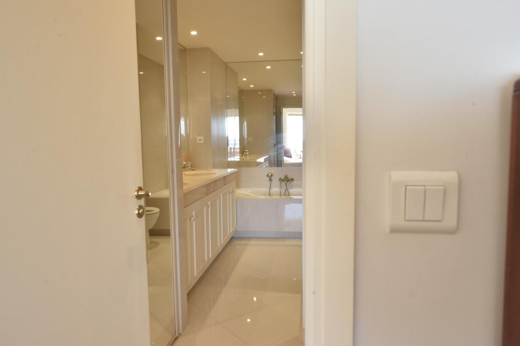 Close To Downtown Cannes Swimming Pool And Sea View Eksteriør billede